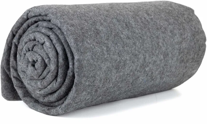 Bodemvilt Voor Zwembad 500 X 500 Cm - 100g/m2 1 Bodemvilt Voor Zwembad 500 X 500 Cm - 100g/m2